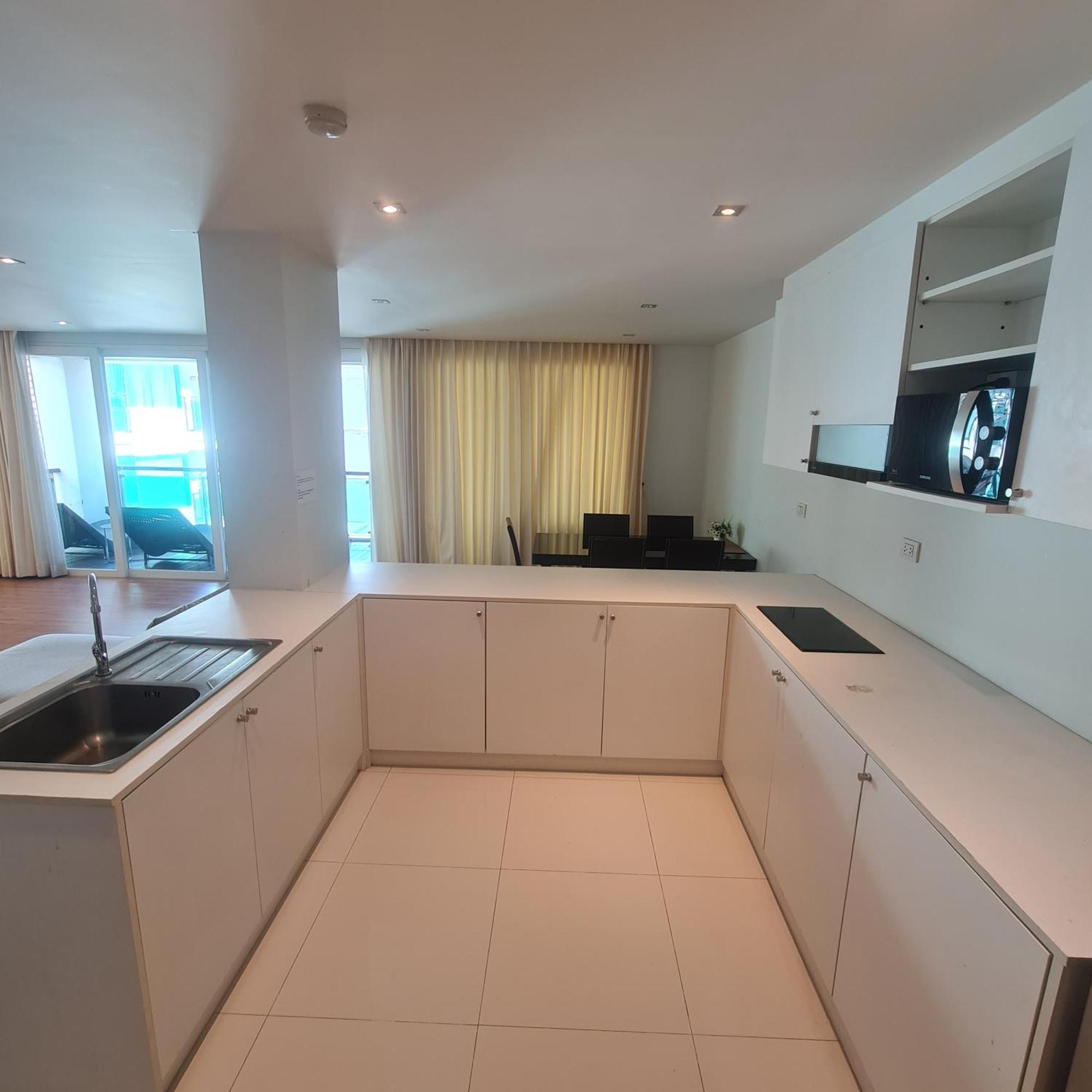 The Privilege Residence Patong Eksteriør billede