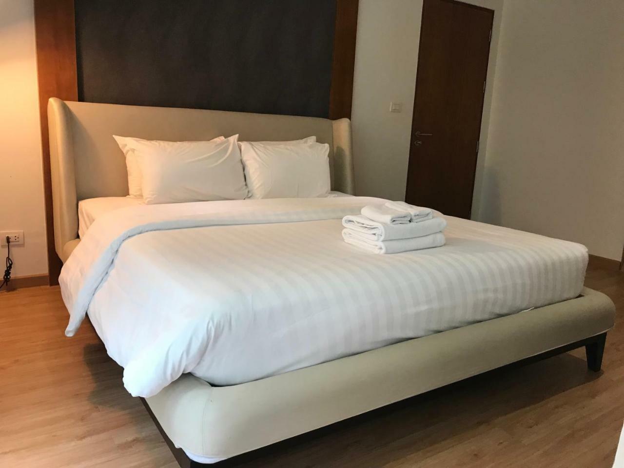 The Privilege Residence Patong Eksteriør billede